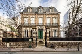 Le Charmant Hôtel Restaurant, hôtel à Saint-Ouen-sur-Seine