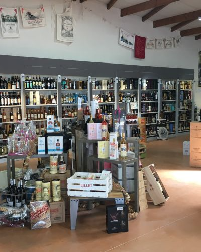 Vins et Plaisirs, caviste à Niort