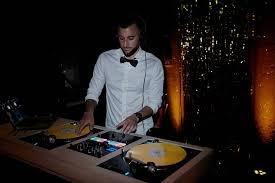 33 Tours DJ, musicien ou dj à Salon-de-Provence