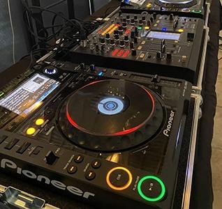 Happy Life Evenement, musicien ou dj à Mézeray