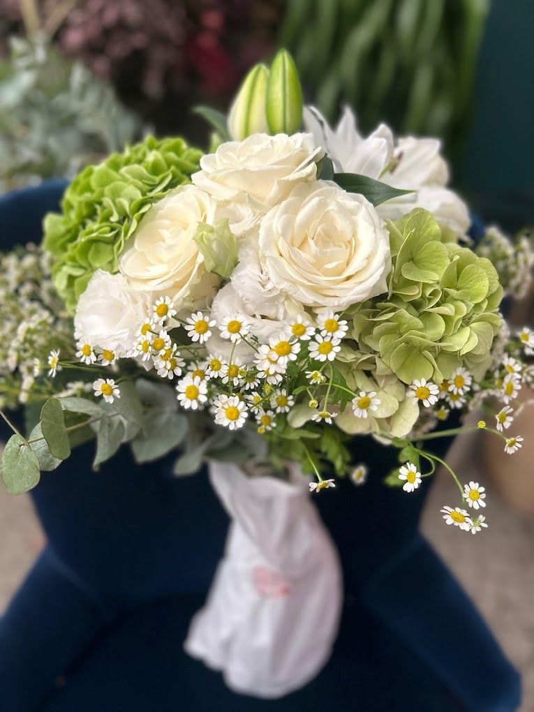 Tout en fleurs - photo 1