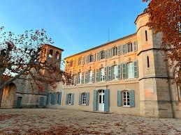 Château de Pradines, lieu de réception à Grambois