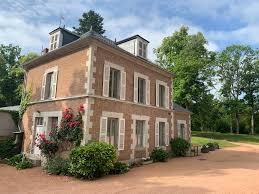 Château de Charmeil, lieu de réception à Charmeil