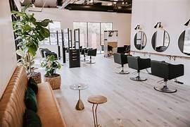 Salon R By M, prestataire beauté à Saint-Maur-des-Fossés