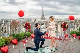 Kiss Me In Paris, décorateur à Paris