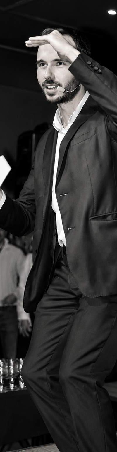 Lucas Nolan - Magicien Mentaliste Hypnotiseur - photo 3